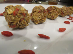 goji oat balls